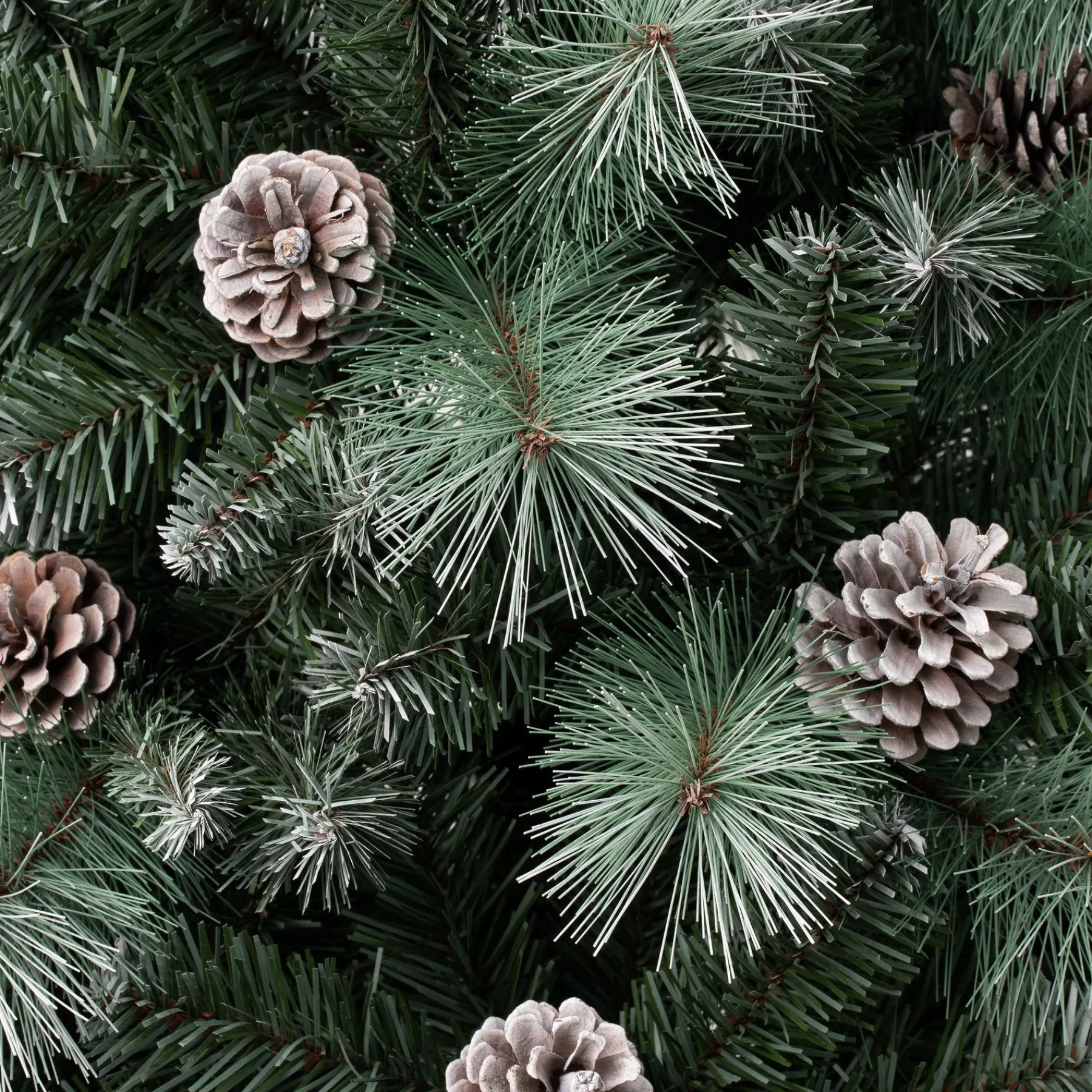 Full-National Tree Company First Traditions Perry Hard Needle Christmas Tree, 4.5 Ft