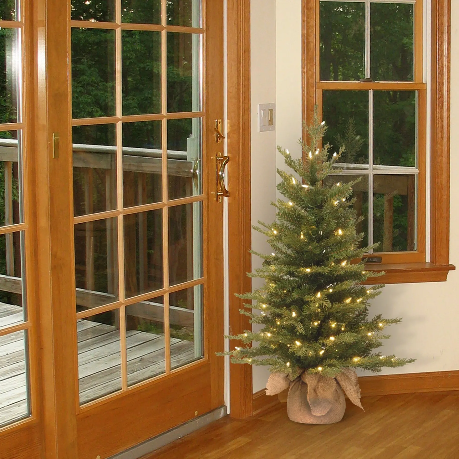 Clear-National Tree Company Pre-Lit 'Feel Real' Artificial Mini Christmas Tree, Green, Nordic Spruce, White Lights, Includes Burlap Bag Base, 3 Feet