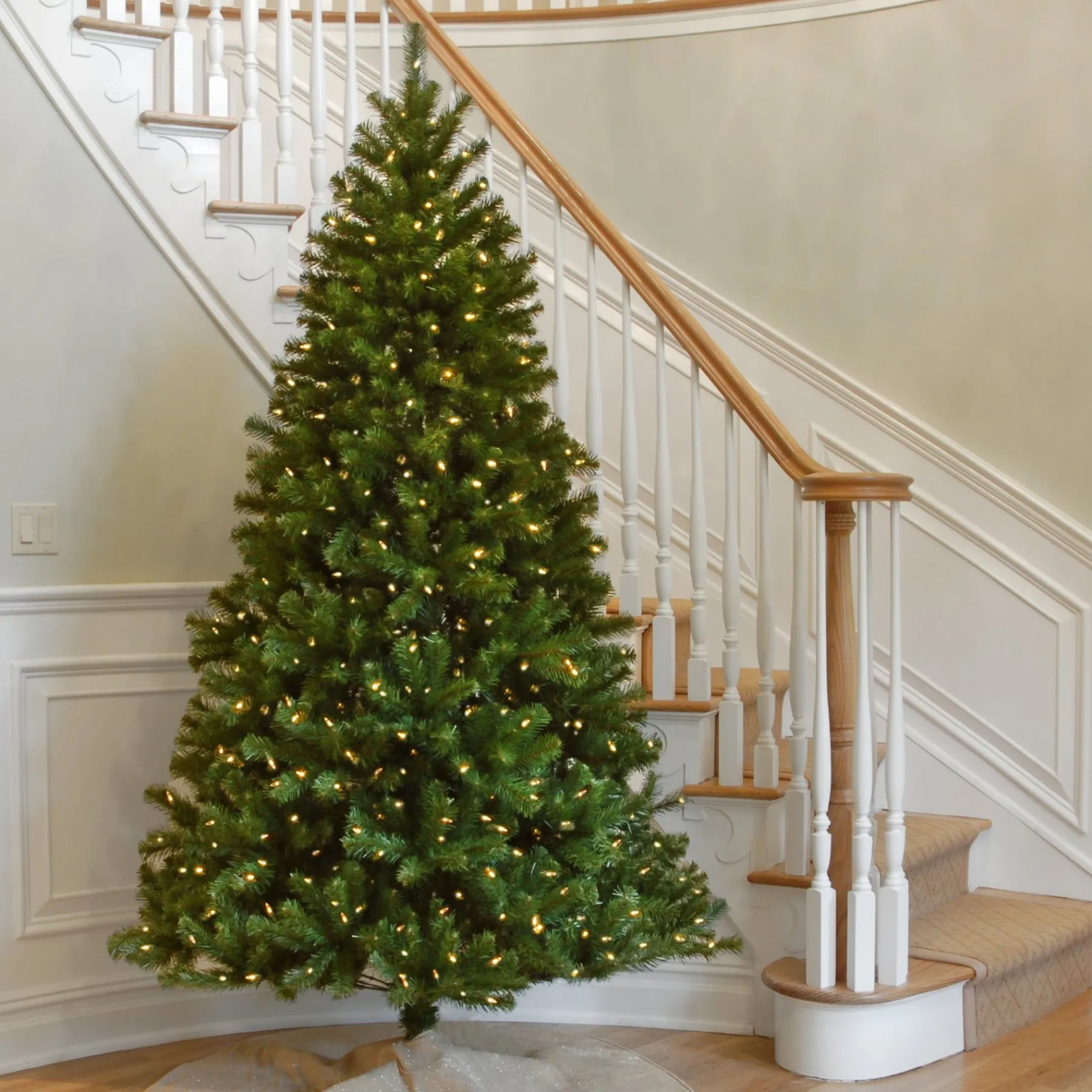 7Ft - 9Ft-National Tree Company Pre-Lit Artificial Christmas Tree, Green, North Valley Spruce, Clear Lights, Includes Stand, 7 Feet