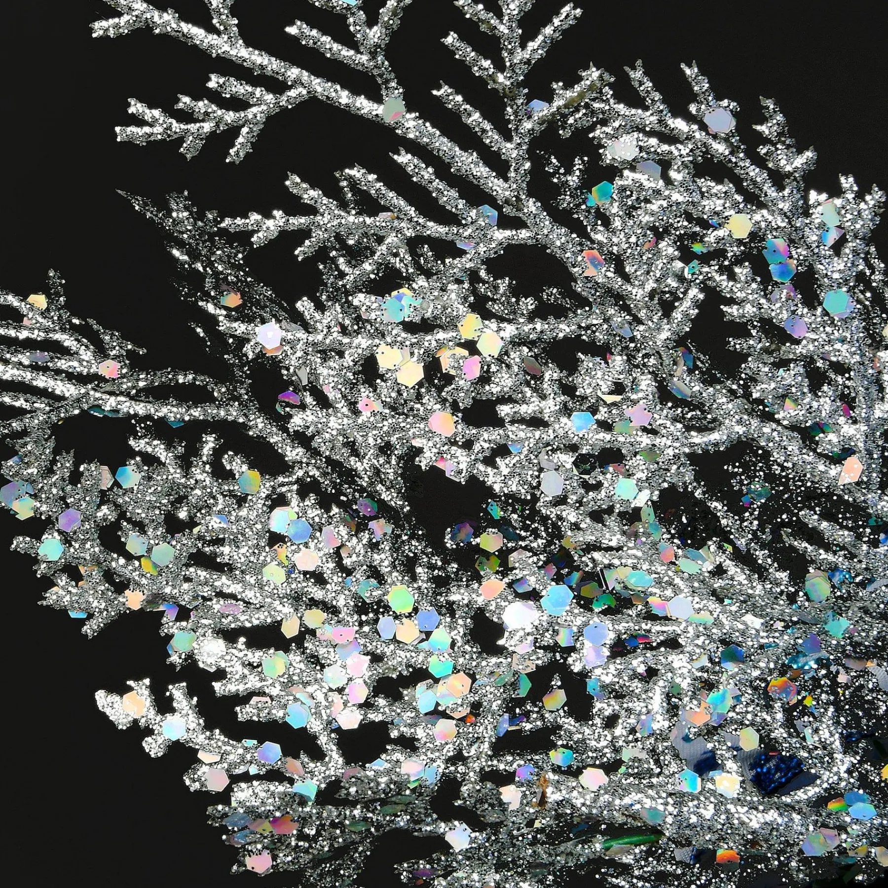 Under 5Ft-National Tree Company Pre-Lit Artificial Christmas Tree, Ornament, Green, White Lights, Decorated With Pine Cones, Ornaments, Includes Pot Base, 4 Feet