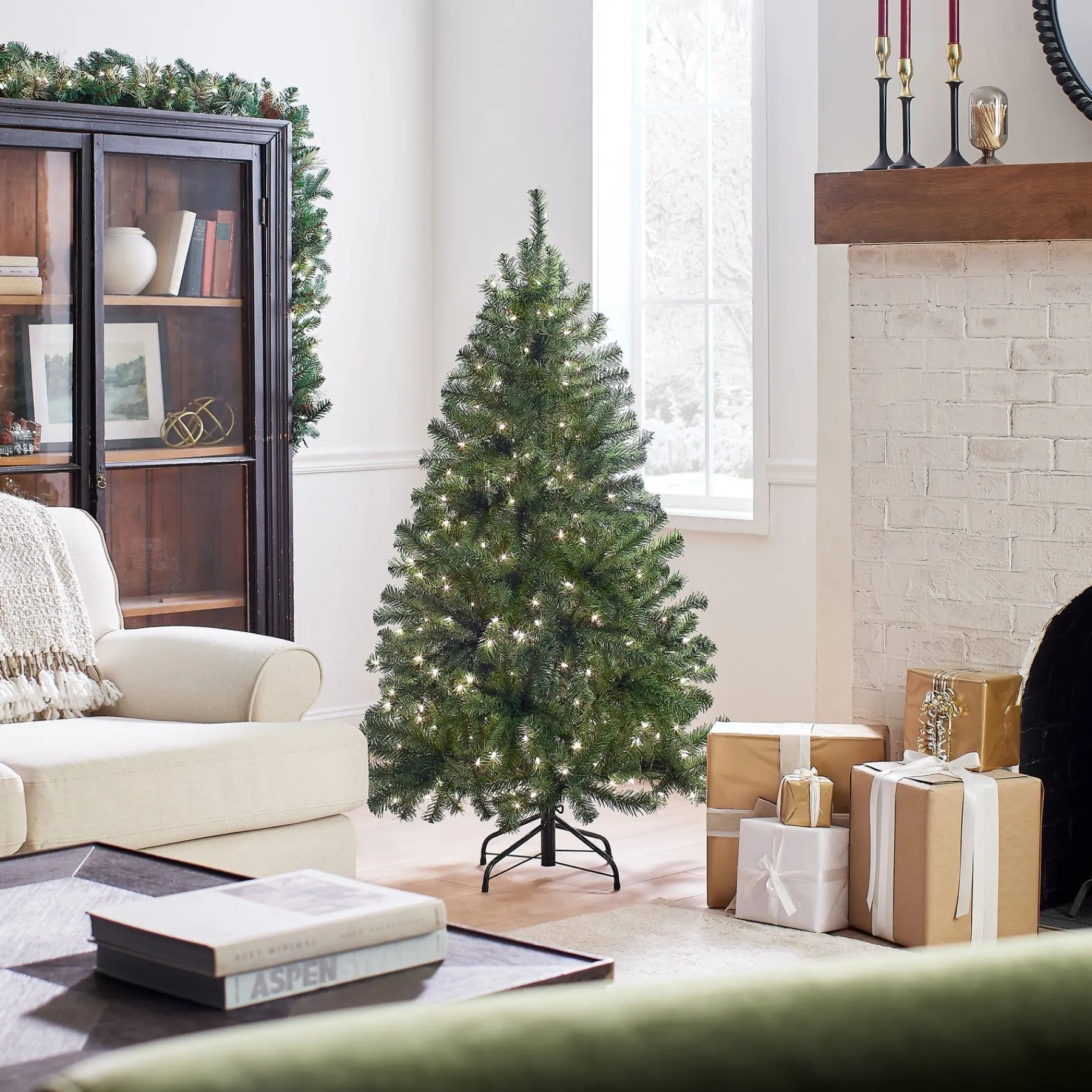 5Ft - 6Ft-National Tree Company Pre-Lit Artificial Full Christmas Tree, Green, North Valley Spruce, White Lights, Includes Stand, 5 Feet